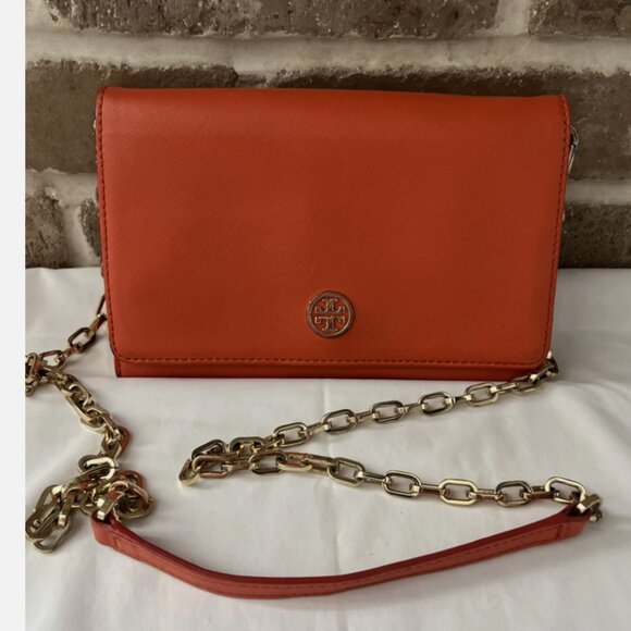 TORY BURCH Orange Saffiano Emerson Chain Link Wallet Crossbody Bag Gold Hardware - Picture 1 of 13